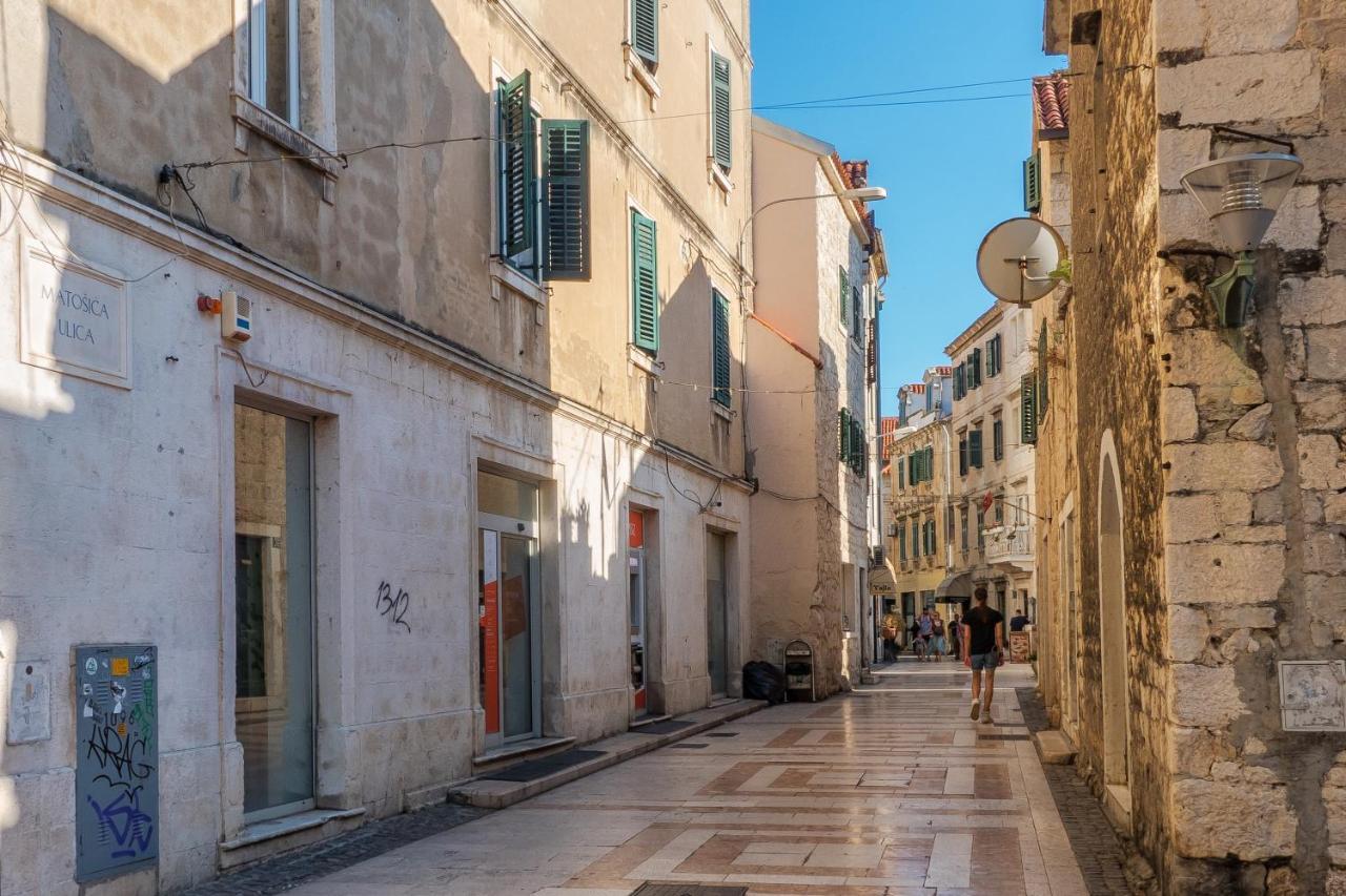 Apartment Queen Teuta In The Heart Of Split Historical Heritage Dış mekan fotoğraf
